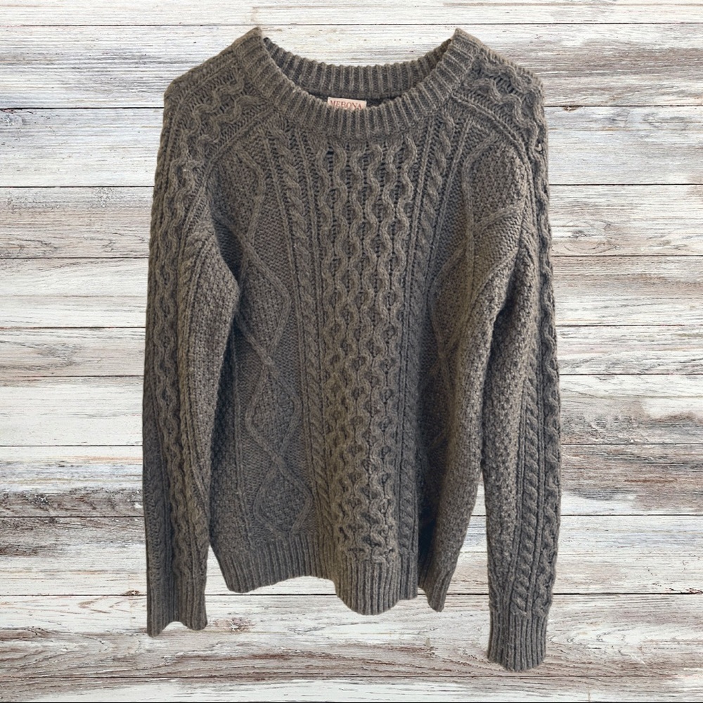 Merona grey cable knit sweater